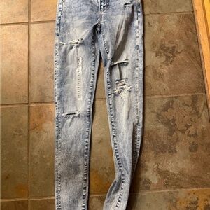 American Eagle Outfitters Light Blue Distressed Women's Jeans